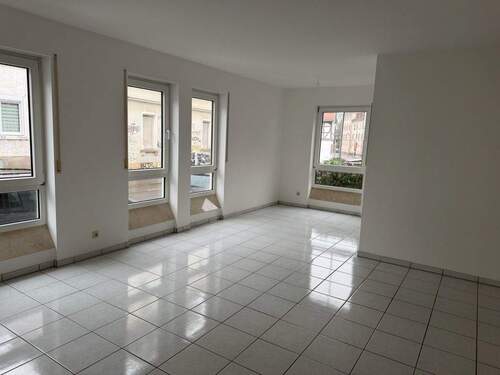 Wohn/Essbereich I - 2 Zimmer Etagenwohnung in Darmstadt