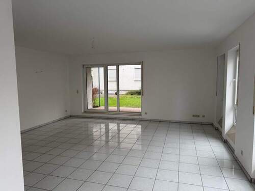 Wohn/Essbereich II - 