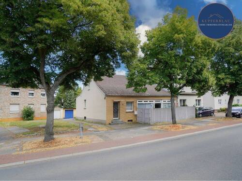 Hausansicht - 5 Zimmer Mehrfamilienhaus, Wohnhaus zum Kaufen in Lünen