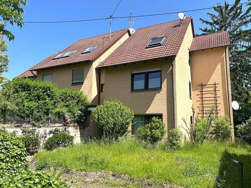 Gebäudeansicht - 2 Zimmer Etagenwohnung zum Kaufen in Stuttgart / Birkach