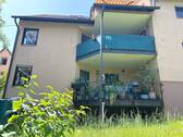 Gebäudeansicht mit Balkon - 2 Zimmer Etagenwohnung in Stuttgart / Birkach