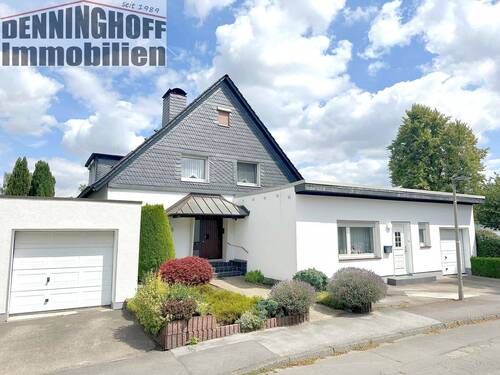 1 - Gepflegtes 2-Familienhaus mit Einliegerwohnung und 2 Garagen in Dortmund-Lichtendorf