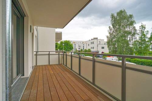 Balkon - 3 Zimmer Etagenwohnung zur Miete in Dresden