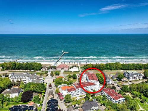 Bild 1 - Ferienapartment mit seitlichem Meerblick - Urlaub direkt am Ostseestrand -