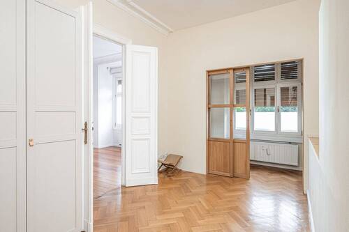 Zimmer - Etagenwohnung mit 134,00 m² in Berlin zum Kaufen