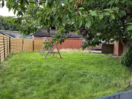 Garten - Mehrfamilienhaus, Wohnhaus in Cuxhaven