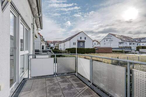 Südbalkon - 2 Zimmer Etagenwohnung in Schwieberdingen