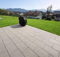 Absolut ruhige, neuwertige Erdgeschoss-Wohnung mit großem Südgarten und tollem Bergblick! - Penzberg