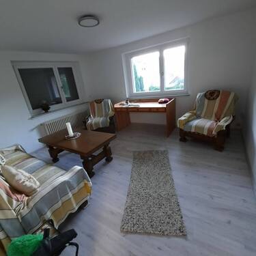 Wohnzimmer.jpeg - 2 Zimmer Etagenwohnung zur Miete in Bühlertal