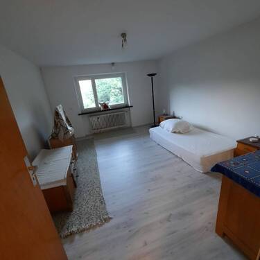 Schlafzimmer.jpeg - 2 Zimmer Etagenwohnung in Bühlertal