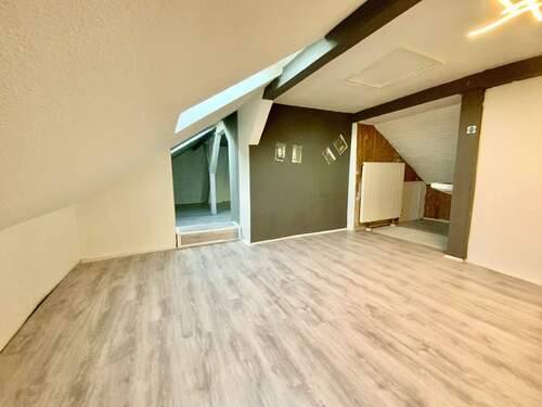 wohnlich ausgebauter - 