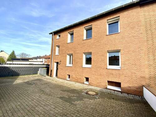 Hausansicht Rückseite - 6 Zimmer Einfamilienhaus zum Kaufen in Werne