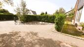 Parkplatzfläche - Einfamilienhaus mit 154,00 m² in Siek zum Kaufen