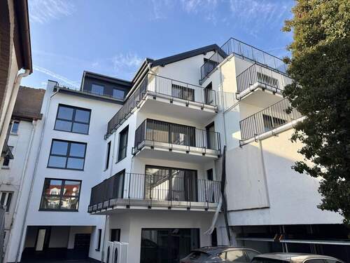 Rückansicht - 3 Zimmer Etagenwohnung zum Kaufen in Oberursel