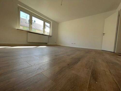 Zimmer 2b neu.jpeg - 