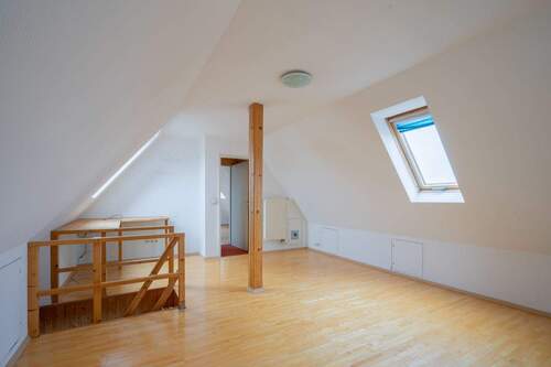 Gästezimmer - Familientraum Maisonette Wohnung mit Dachterrasse in Ost-Nbg!!!