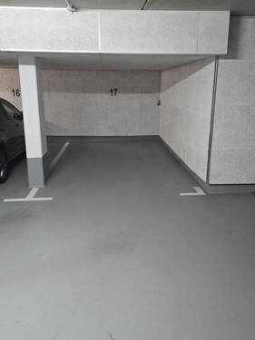 Tiefgaragenplatz - 