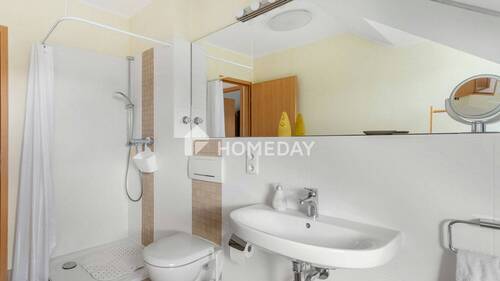 1. OG Badezimmer 2 - 
