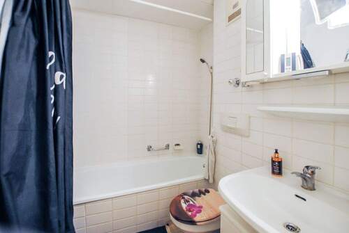 Badezimmer - Etagenwohnung mit 24,40 m² in München zum Kaufen