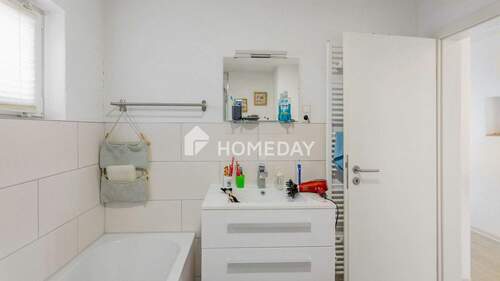 1. OG Badezimmer 2 - 