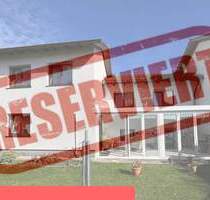 RESERVIERT: Wohnhaus mit Wintergarten und Garage in Gosheim
