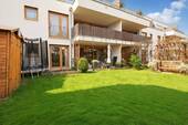 Garten - Ihr Rückzugsort in Wiesbaden: Stilvolles Wohnen mit Terrasse & Garten