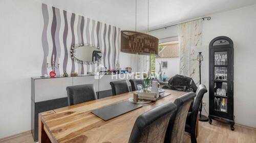 1. OG Esszimmer 1 - 