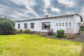 Hausansicht - 3 Zimmer Bungalow zum Kaufen in Nordenham