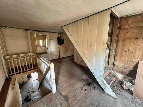 Flur - Einfamilienhaus mit 180,00 m&sup2; in Eibau-Neueibau zum Kaufen