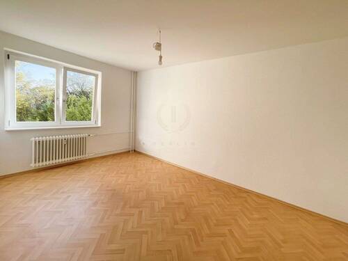 Schlafzimmer - 2 Zimmer Etagenwohnung zum Kaufen in Berlin