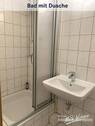 Bad mit Dusche - 