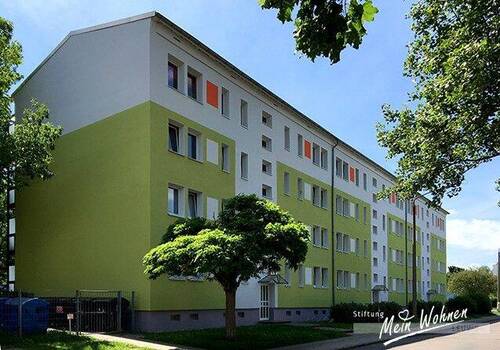 Vorderseite Gebäude - 