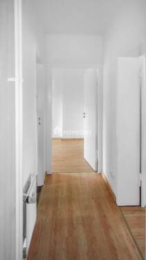 Flur 4 - 