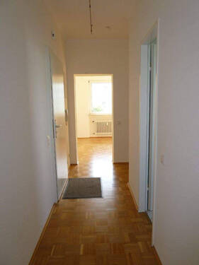 Eingangsbereich - 2 Zimmer Etagenwohnung zur Miete in Friedrichsdorf
