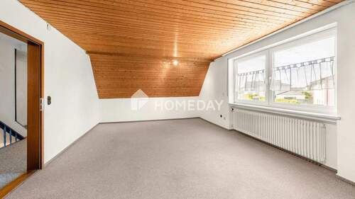 1. OG Elternschlafzimmer 1 - 