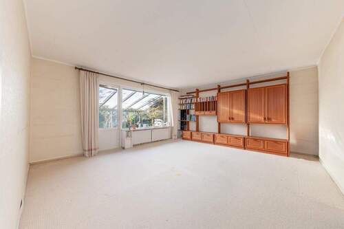 ... anliegendem Wohnbereich. - 