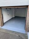 Garage mit elektrischem Tor - 