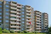 Rückansicht Gebäude - 3 Zimmer Etagenwohnung in Wiesbaden