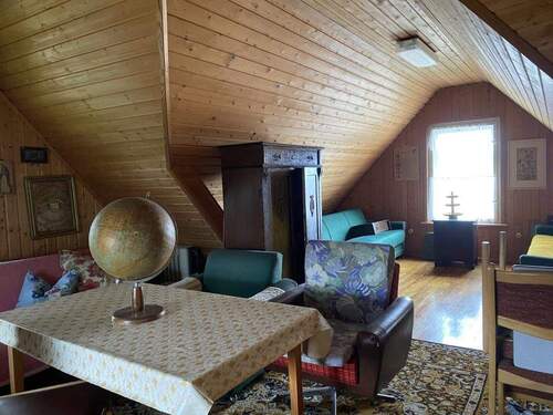 Zimmer im Dachgeschoss - 