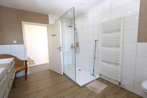 Badezimmer (2) - 