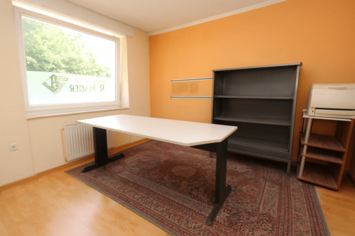 Büro (EG) - 6 Zimmer Mehrfamilienhaus, Wohnhaus in Linnich