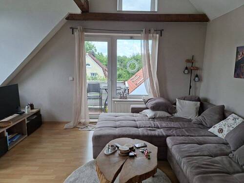 Wohn-/Esszimmer - 