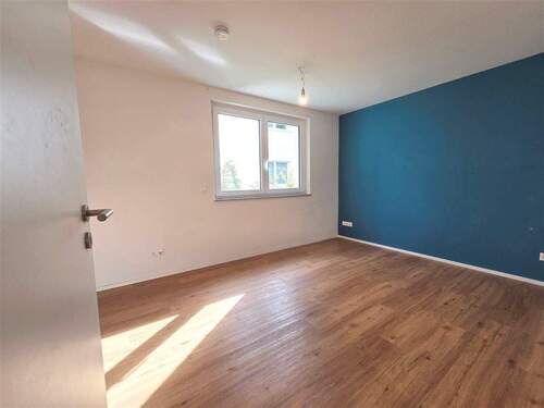 Zimmer 2 - 