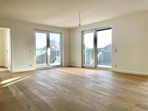 Wohn- und Esszimmer - 2 Zimmer Etagenwohnung zum Kaufen in Oberursel