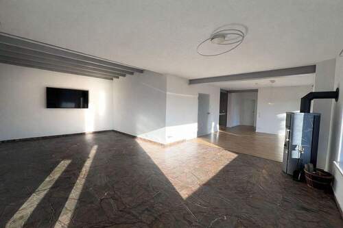 Wohnbereich mit Schwedenofen (EG) - 