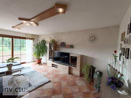 Wohnzhimmer EG - 8 Zimmer Einfamilienhaus in Gundelsheim / Bachenau