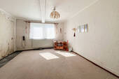 Wohnzimmer im EG - 