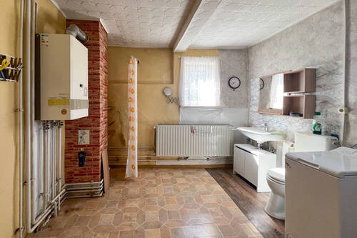 Badezimmer mit Gasheizung - 