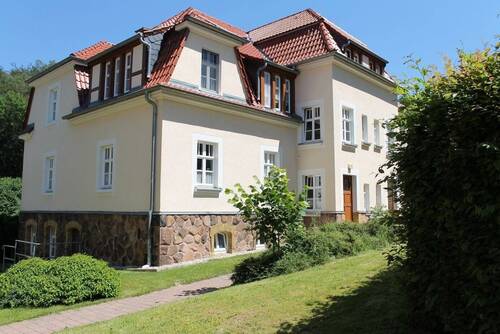 Haus.jpg - Schöne 2-Raum Wohnung im EG mit ca. 46 qm