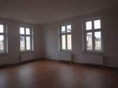 Wohnzimmer - 4 Zimmer Etagenwohnung zur Miete in Dessau-Roßlau